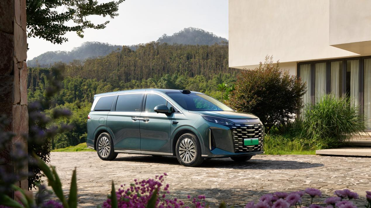 中大型MPV比亞迪2026款夏上市限時(shí)19.68萬(wàn)起