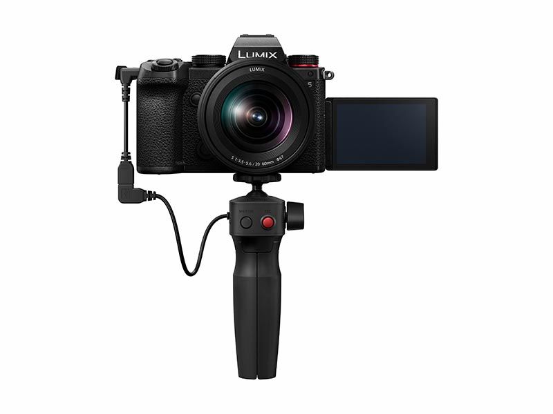 Panasonic-Lumix-S5-mirrorless-camera-7.jpg
