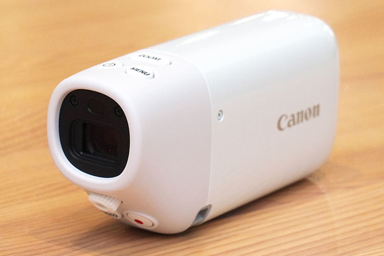 Canon-Power-Shot-ZOOM-compact-monocular-style-camera-for-telephoto-shooting-2.jpg